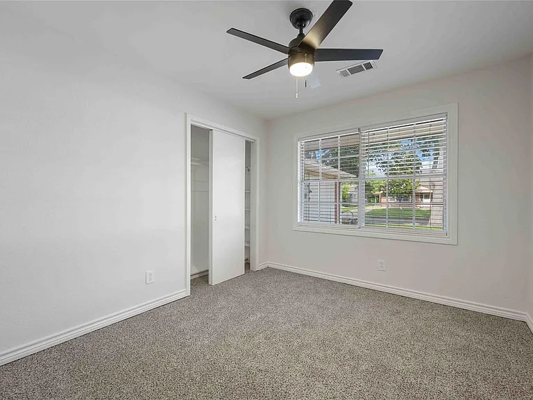 814 Alyse St — Photo 16