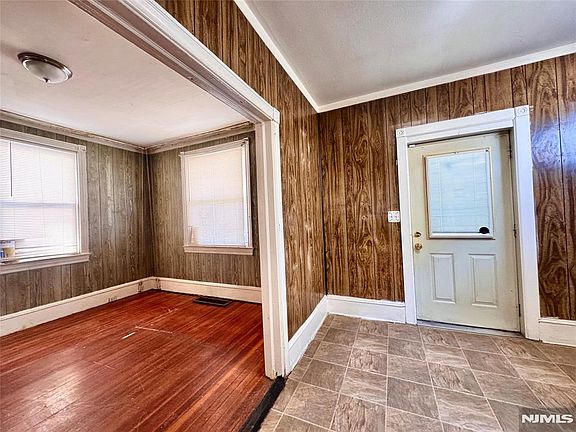 5th image of 260 Pindle Ave