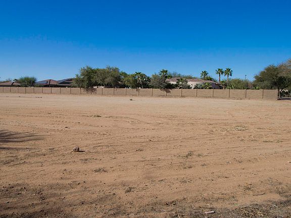 3rd image of 327 E Cornerstone Cir