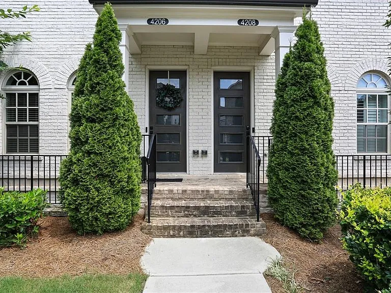 4206 Deming Cir — Photo 3