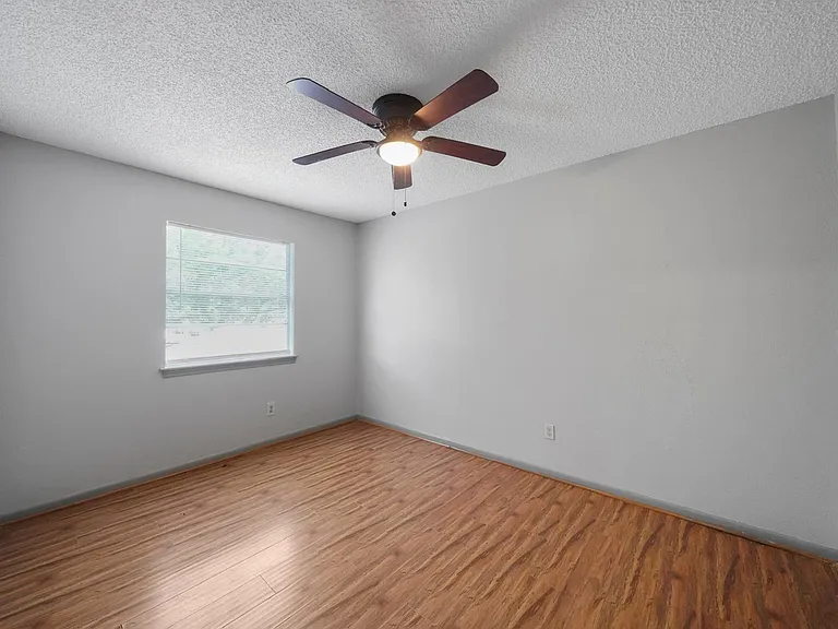 3102 Hollow Cir — Photo 13