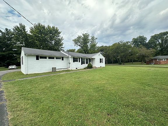 3rd image of 1411 Leaf Ave