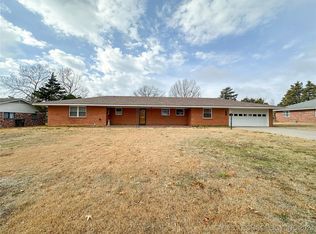 1521 Melmart Dr, Bartlesville, OK 74006