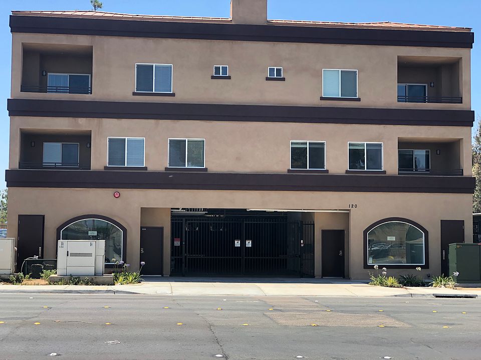 1st image of 120 Ballantyne St Unit 2