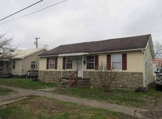 3703 37th St, Nitro, WV 25143