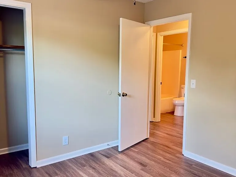 114 Dogwood Cir — Photo 6