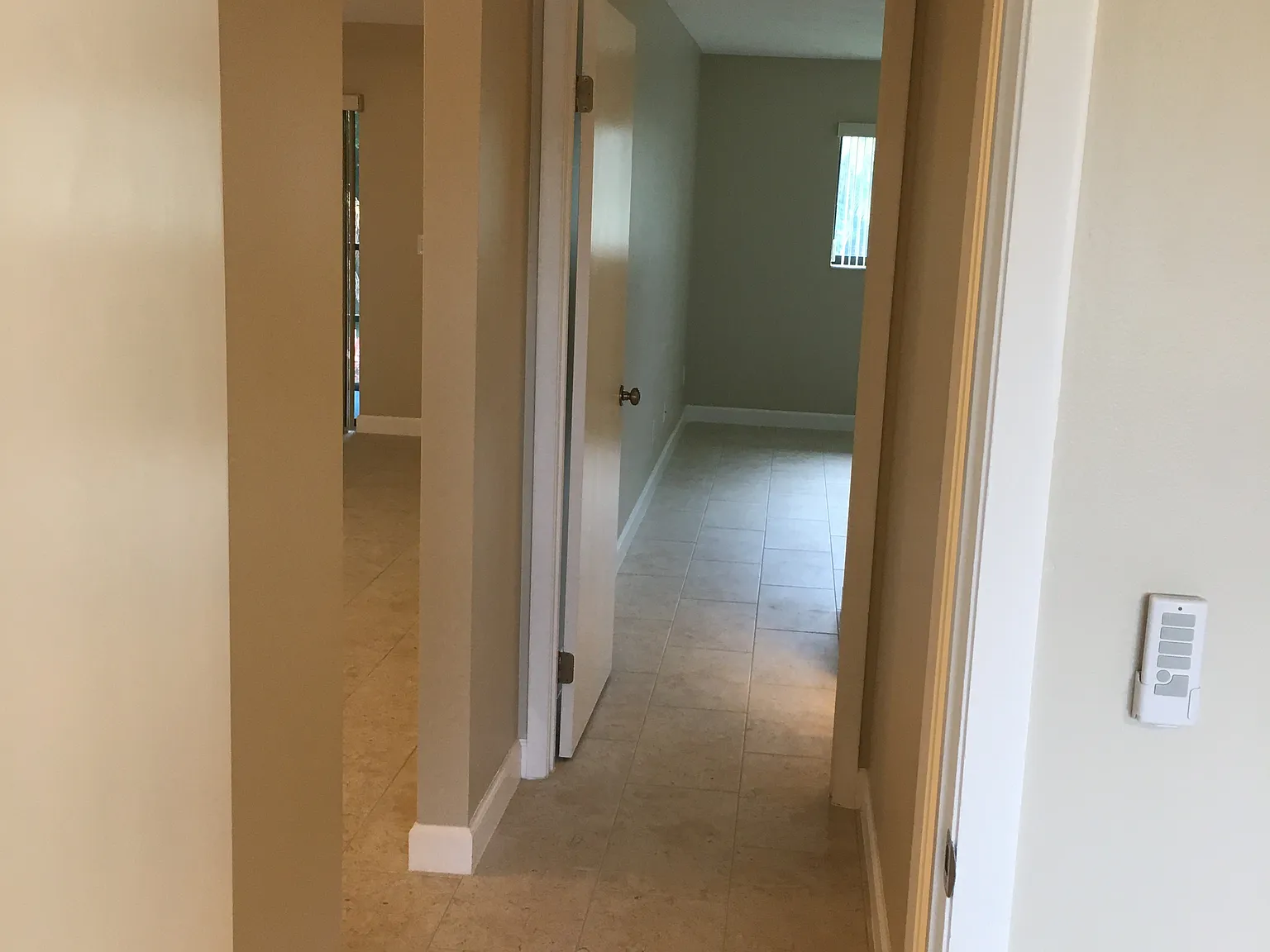 2 bed, 1140 sqft, $1,700 — Photo 2