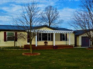 1727 County Road 60, Garrett, IN 46738