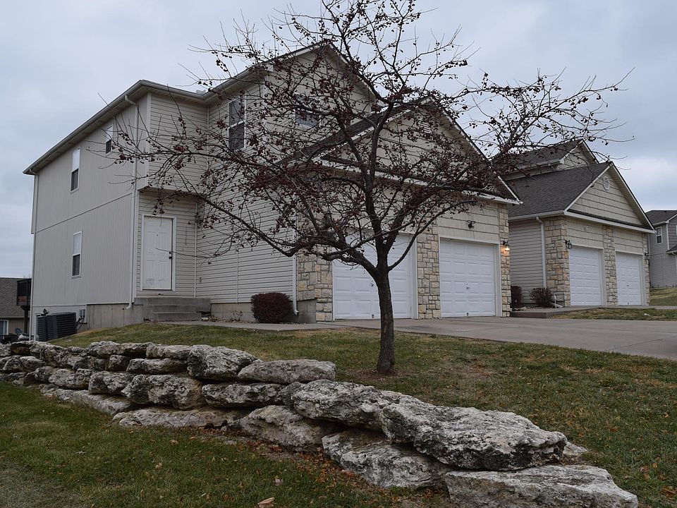1st image of 10530 E 45th Pl
