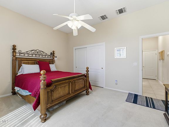 11th image of 9828 Magnolia Ave