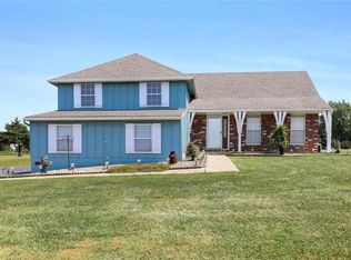22007 S Hatfield Rd, Peculiar, MO 64078