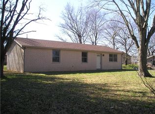 112 Bandywood Ct, Columbia, TN 38401