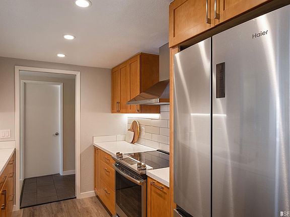 3rd image of 360 Guerrero St APT 302
