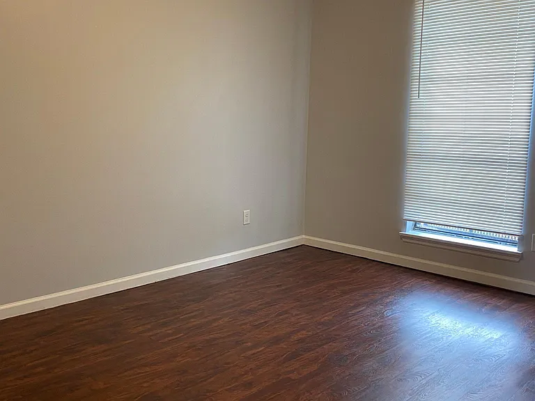 741 Springville Rd #J — Photo 8