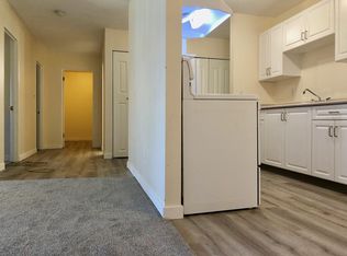 885 Craigflower Rd #859670, Esquimalt, BC V9A2X4