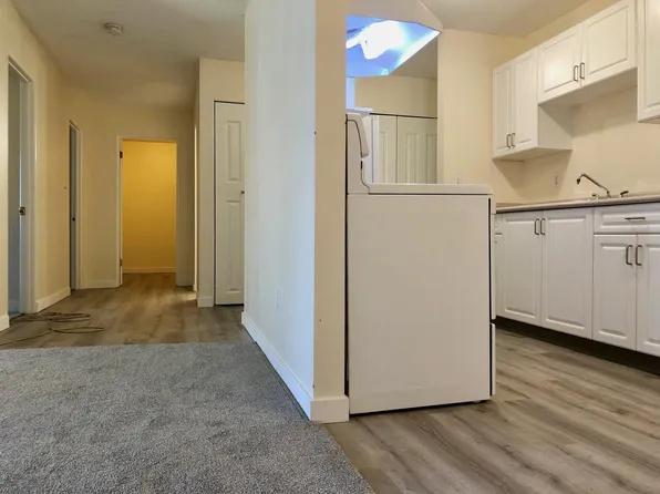 Olympic View Terrace, 885 Craigflower Rd, Esquimalt, BC V9A 2X4