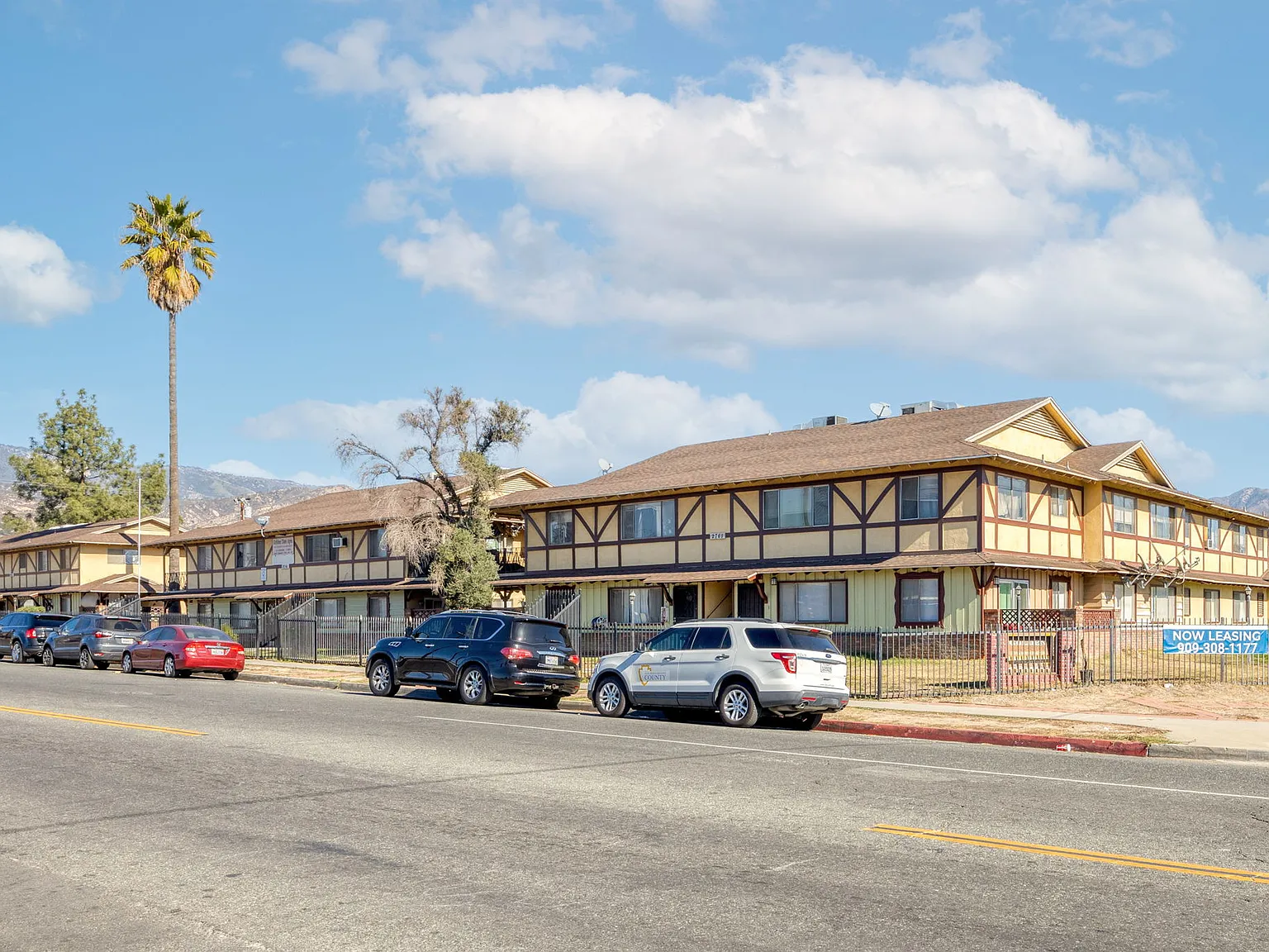 Golden Date Apartments — Photo 4