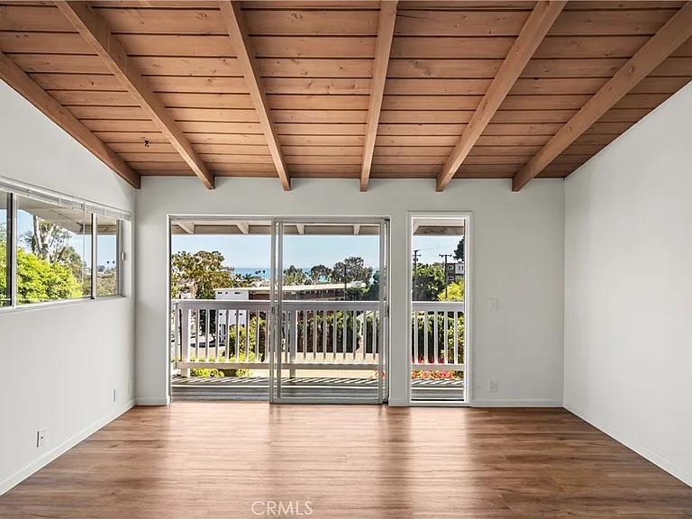 135 High Dr — Photo 3