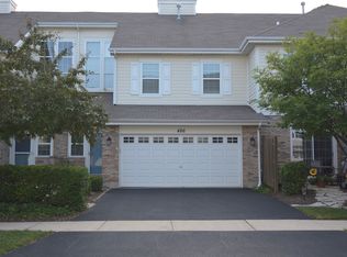 486 Norwick Ln, Carol Stream, IL 60188