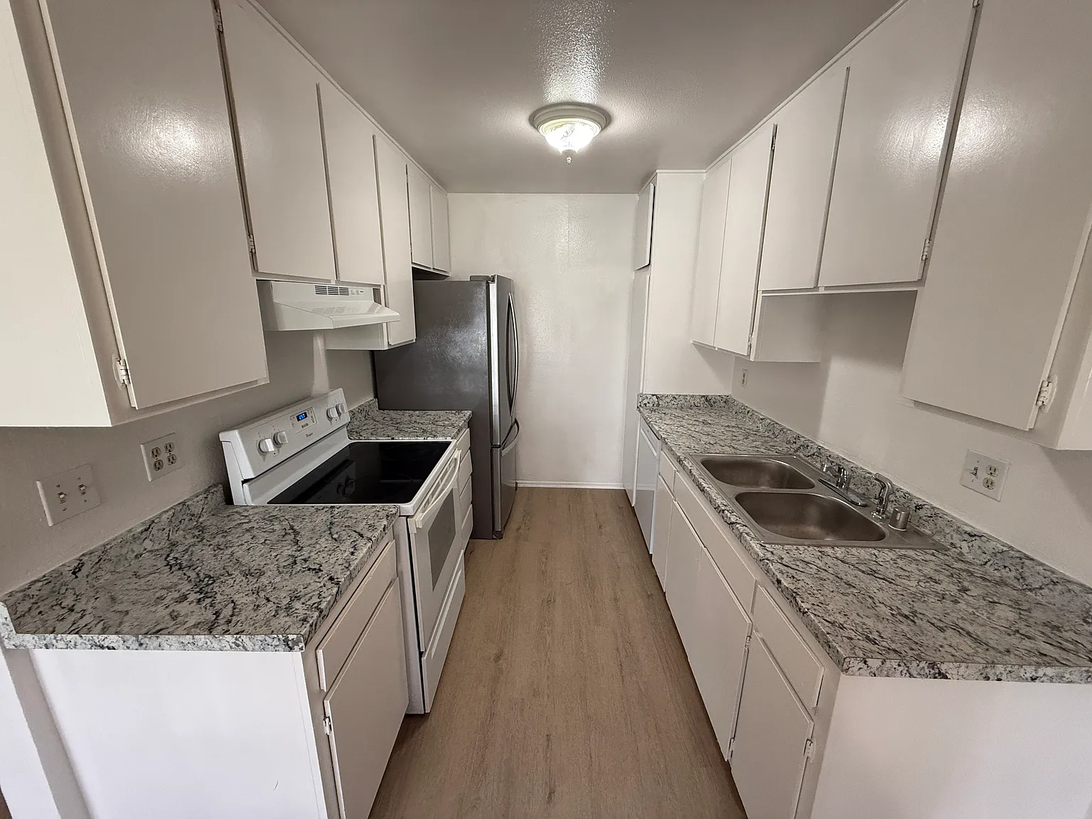 2 bed, $2,250 — Photo 4