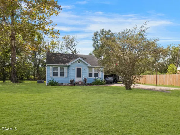 1308 Cypress Island Hwy, Saint Martinville, LA 70582