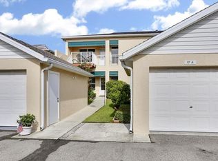 6465 99th Way N APT 17A, Seminole, FL 33708