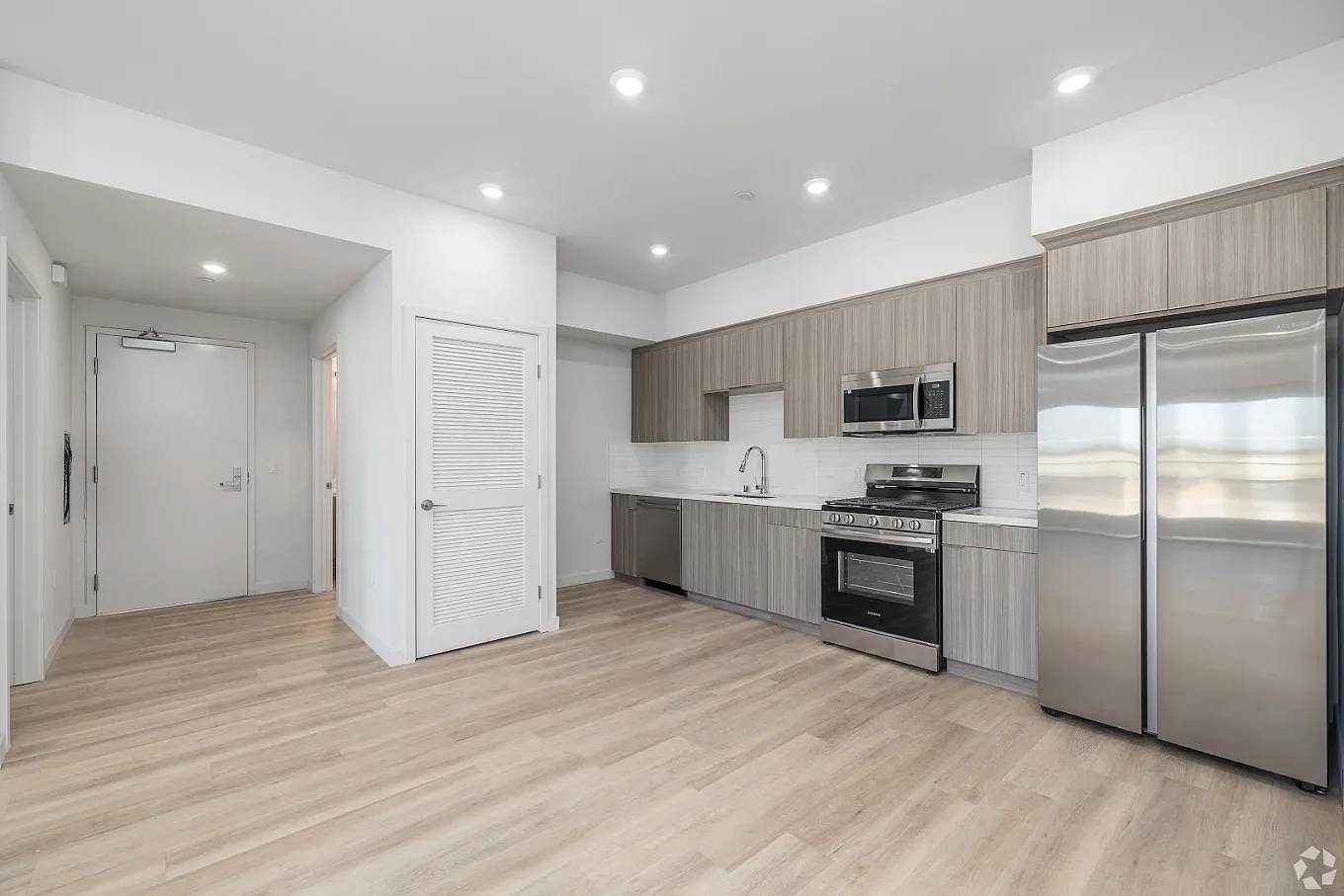 Thrive Apartments — Photo 1