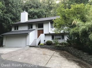 939 SW Vincent Pl, Portland, OR 97239
