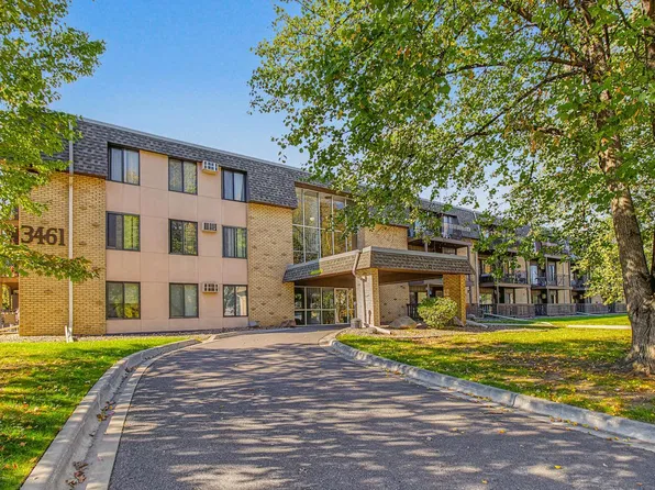 3461 Kent St APT 1207, Shoreview, MN 55126