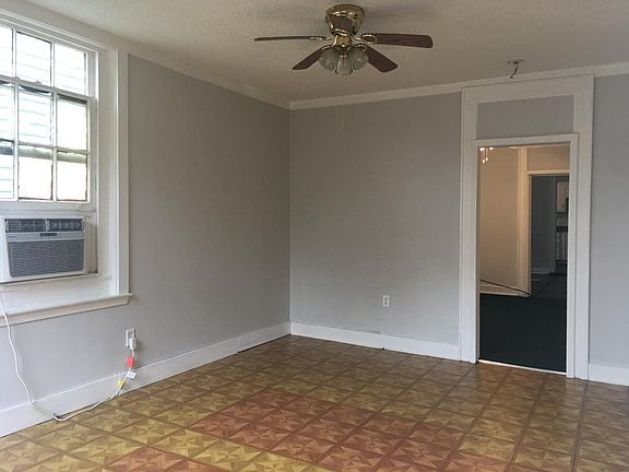 5th image of 1208 Pauline St