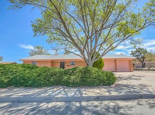 1404 Kentucky St SE, Albuquerque, NM 87108