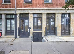 38 N Front St APT 1E, Philadelphia, PA 19106