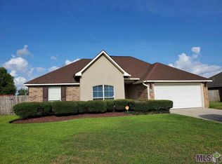 5270 Faulkner Dr, Darrow, LA 70725