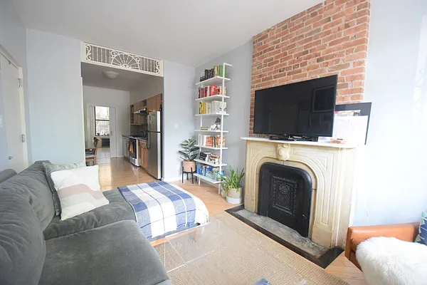 Rented by Douglas Elliman | media 4