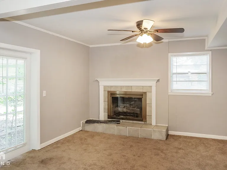 1003 Heard Ct SE — Photo 12