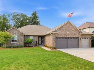 51341 Caroline Dr, Chesterfield, MI 48047