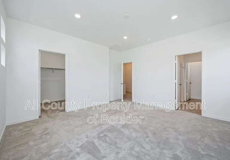 1432 Sanitas Ln — Photo 13