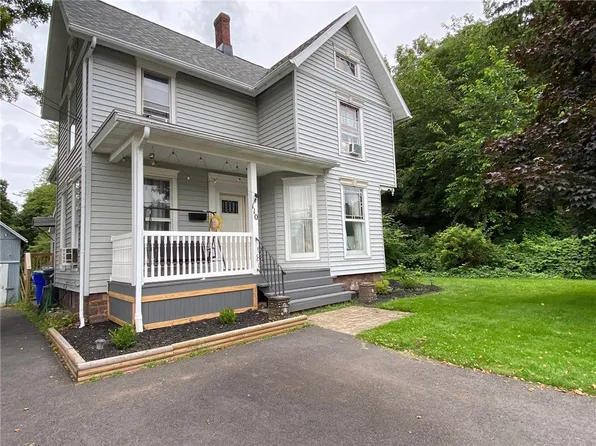 110 S Main St, Holley, NY 14470