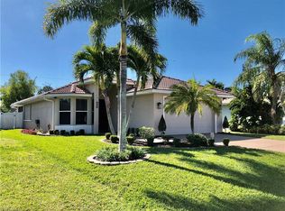 736 110th Ave N, Naples, FL 34108