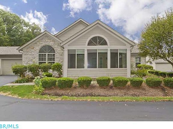 3rd image of 5730 Meadowood Ln