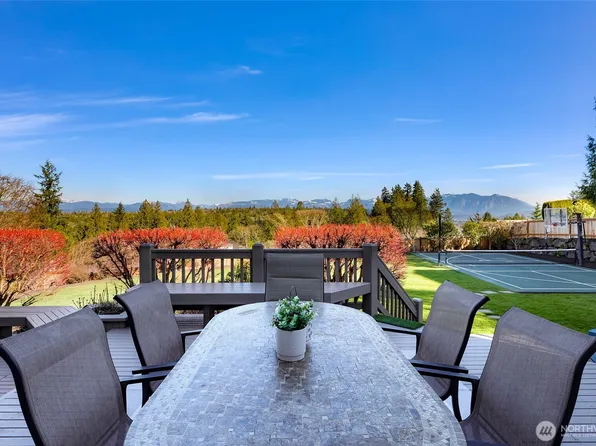 2302 277th Avenue SE, Sammamish, WA 98075