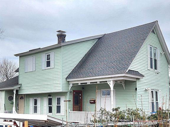 2nd image of 60 Circuit Ave S