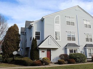 36 Richmond Ct, Tinton Falls, NJ 07712