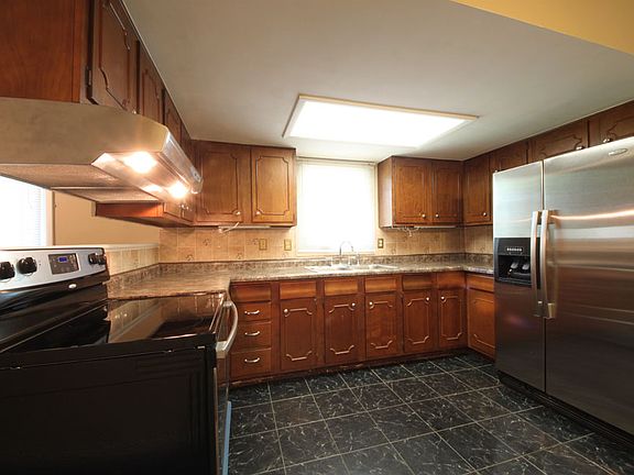 3rd image of 5629 Bar Del East Dr