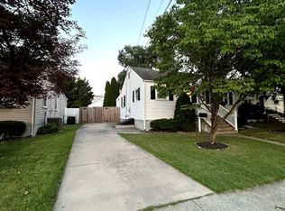 241 Warren Ave, Bellmawr, NJ 08031