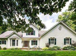 8407 Windsong Trl, Concord Township, OH 44077