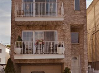 3 Hague St, Jersey City, NJ 07307