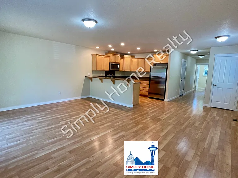 4526 5th Ave NW — Photo 6