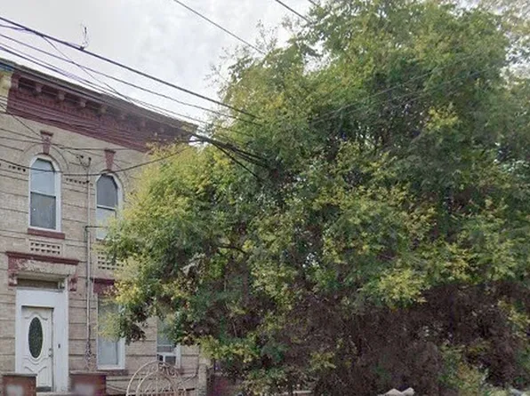 637 Hendrix St, Brooklyn, NY 11207