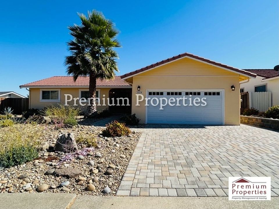 1st image of 1024 Rolling Hill Way